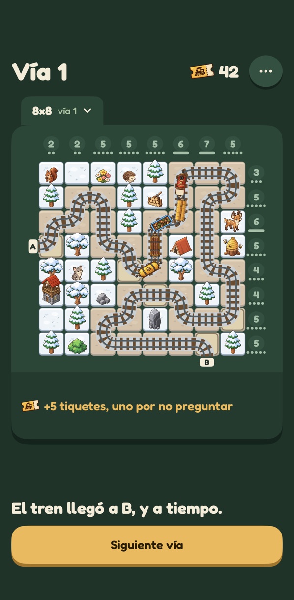 Tablero terminado en invierno, con un ciervo, una colmena y un gato